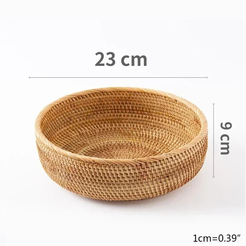 panier rotin marron clair tissage fin moderne rangement cuisine fruits assiettes thé livres