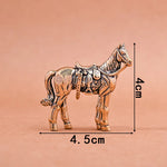 statue cheval bronze doré motifs floraux géométriques artisanal rétro bouclier couronne