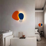 lampe murale moderne abstraite orange bleu blanc éclairage quotidien artistique LED ambiance chambre salon