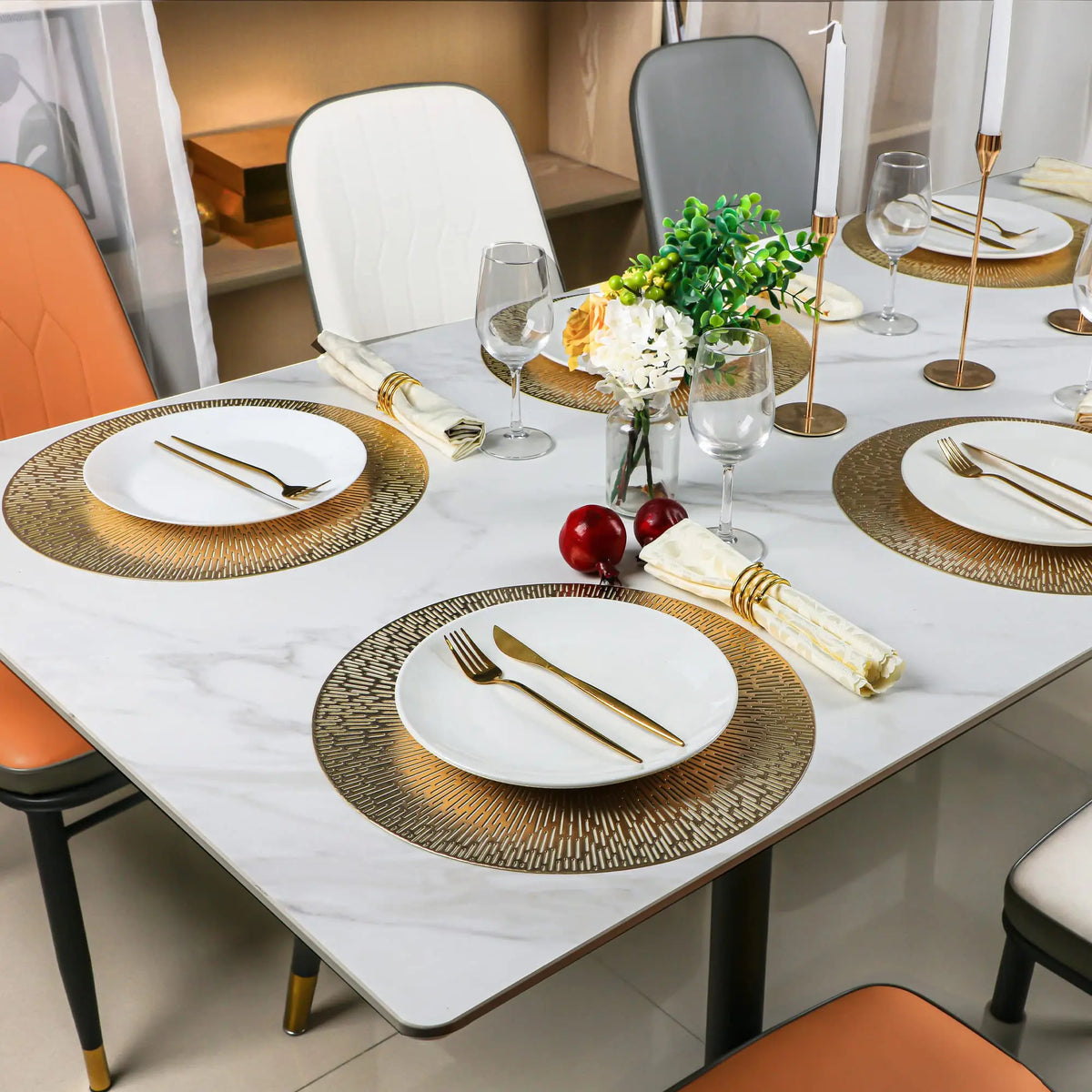 assiettes rondes or blanc rayures horizontales moderne élégantes respectueuses environnement facilites nettoyage