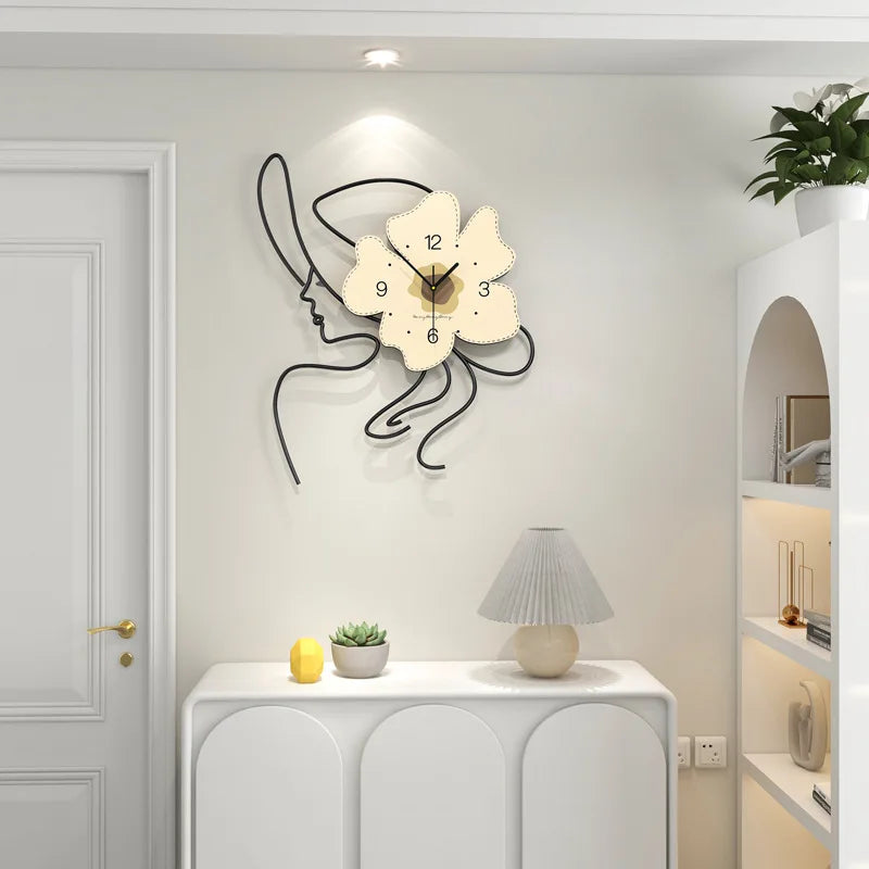 horloge murale moderne visage féminin fleurs minimaliste salon chambre