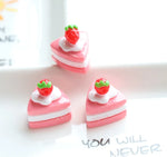 gâteaux résine coeurs fruits myrtilles fraises feuilles vertes violet bleu rose blanc rouge décoratifs