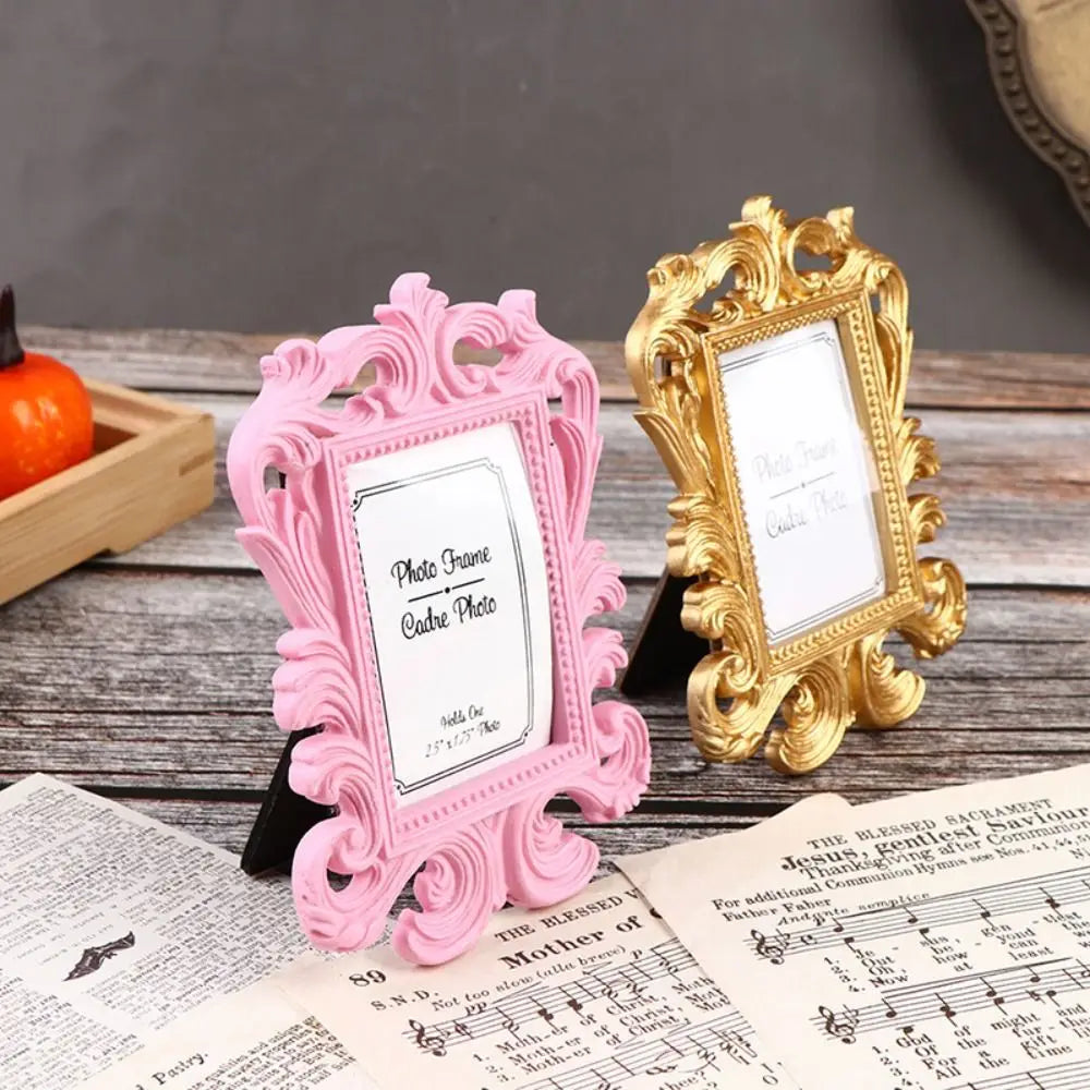 cadre photo decoratif baroque vintage ornements floraux rose or noir blanc