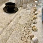 rideau occultant beige doré motif floral brodé classique décoratives