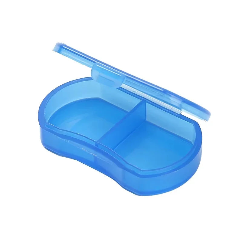 boîte pilules argentée fleurs papillons bouton pression classique organisation médicaments portable unisexe adultes