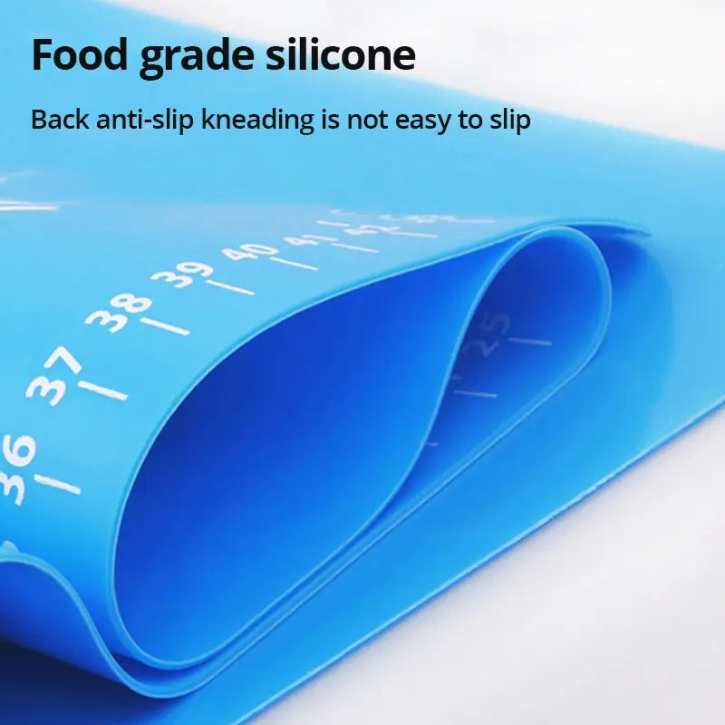 tapis silicone bleu planche pétrissage antiadhésive cercles mesures pâtisserie étalage facilité usage durable moderne