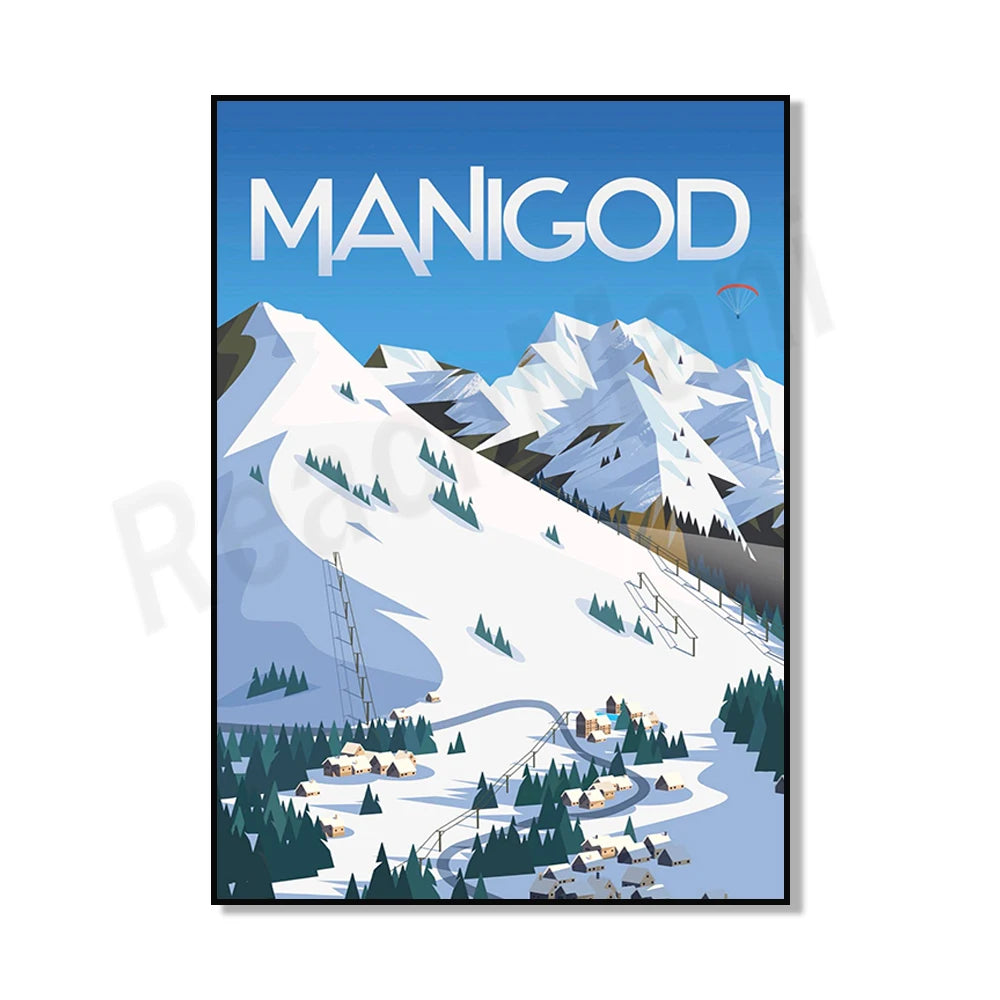 Une image d'affiche de voyage d'hiver montre un paysage enneigé avec des montagnes, des maisons, des remontées mécaniques et un parachutiste dans le ciel. Le texte "MANIGOD" est affiché en grand sur le haut de l'image.