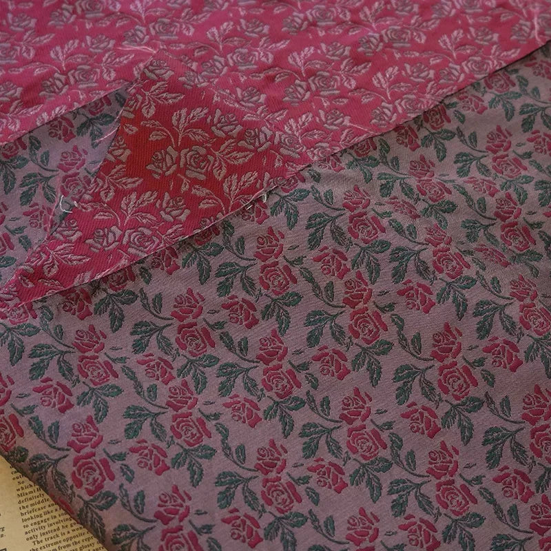 tissu imprimé floral rose rouge vintage largeur 165cm idéal couture décoration vêtements accessoires
