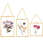 cadres photo suspendus fleurs séchées or bohème artistique décoration illustrées tasses chiens ballerines