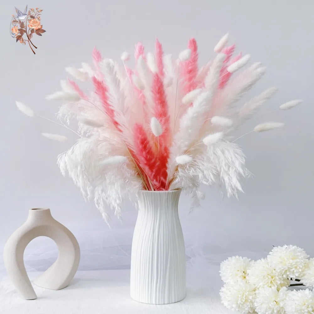 décoration maison bouquet fleurs séchées blanc rose pâle naturel rustique plumes fines chambre table