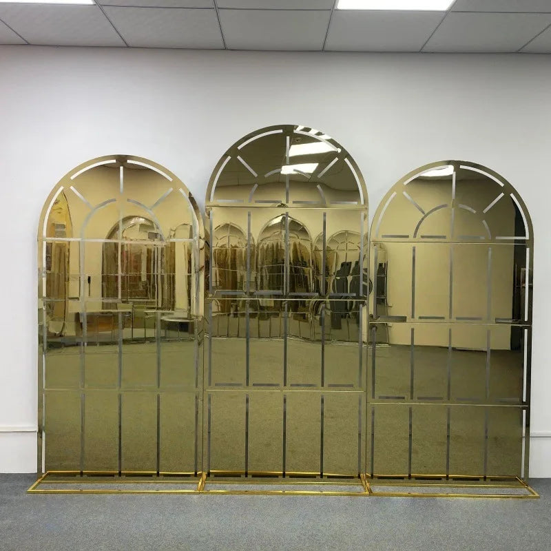 miroir cadre doré géométrique classique ligne verticale décoration intérieure mariage anniversaire événement baptême
