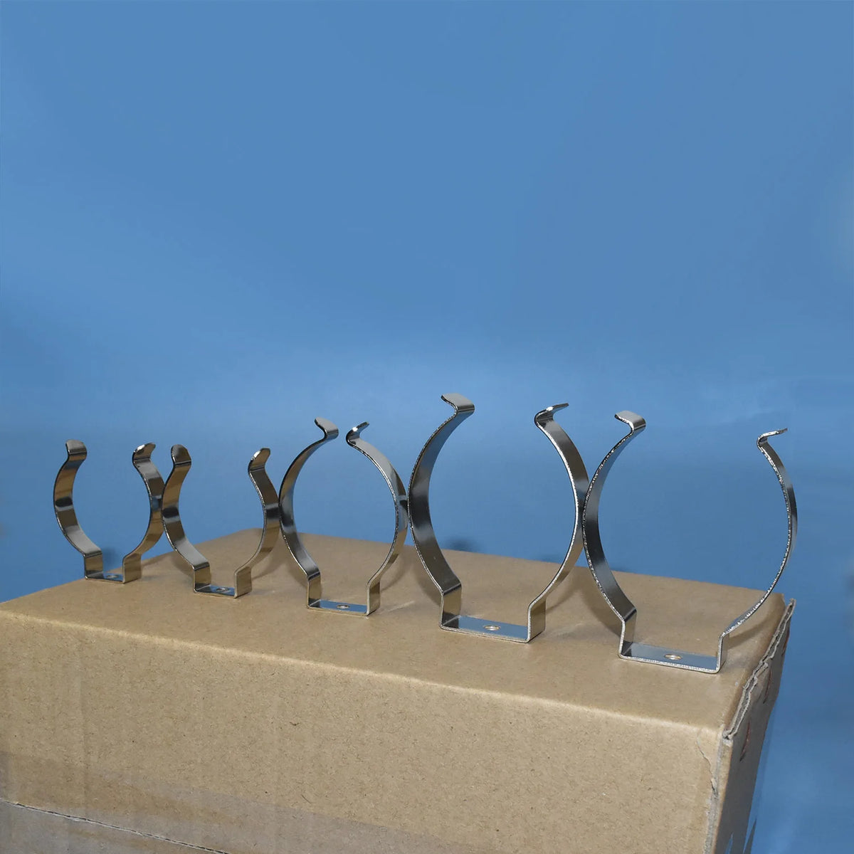 clip support fixation tube led metal argenté montage surface accessoires luminaires intérieur moderne