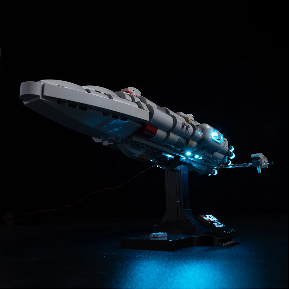jouet diy vaisseau spatial sci fi blocs construction led gris blanc rouge bleu details