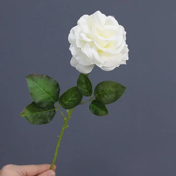 décoration intérieure bouquet artificiel roses soie élégant blanc rouge mariage anniversaire