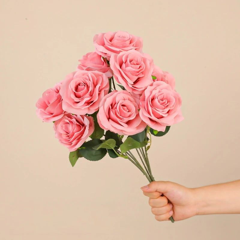 décoration intérieure bouquet roses artificielles violet rouge classique mariage anniversaire baby shower