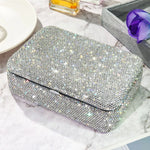 Boîte à bijoux de luxe en strass blanc vue de face