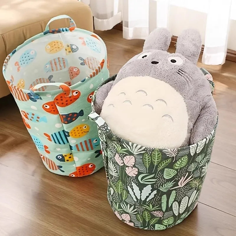 Panier à linge décoratif en polyester dans un intérieur contemporain