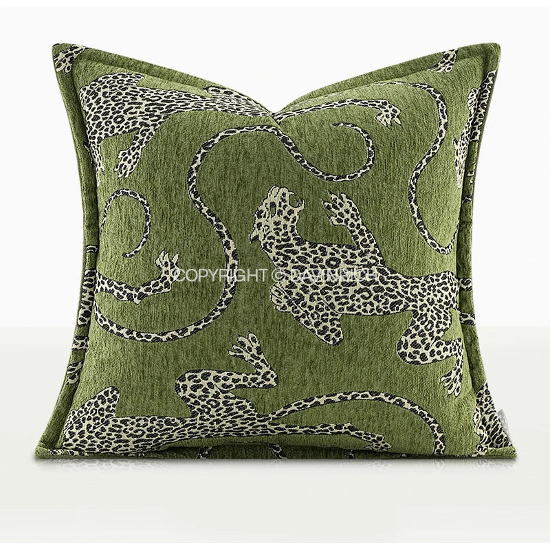 taies d'oreiller jacquard léopard vert olive moderne respectueuses environnement polyester 100% decoration maison