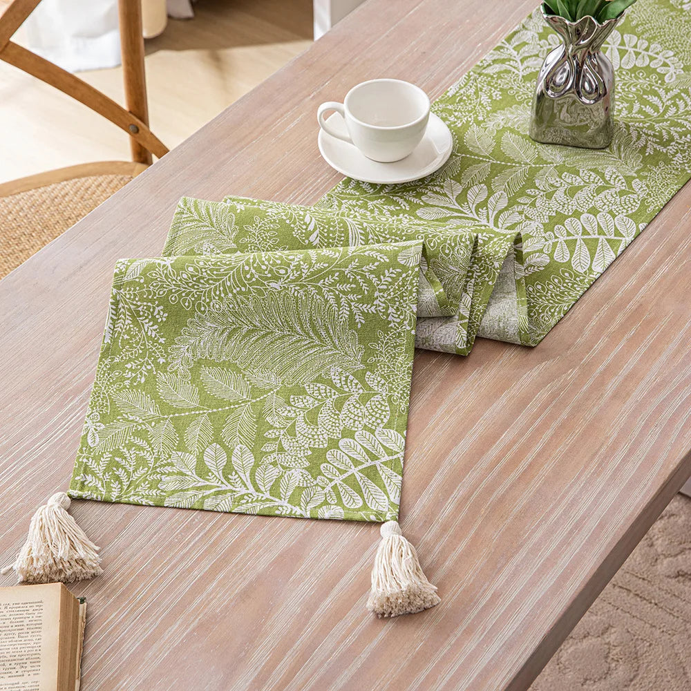 chemin table vert olive feuilles stylisées tassels blancs décoration printemps été automne hiver polyester