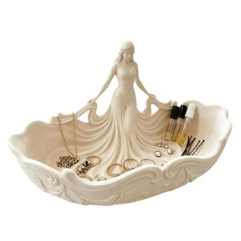 bol décoratif blanc robe mariée détails floraux classique romantique bijoux élégants