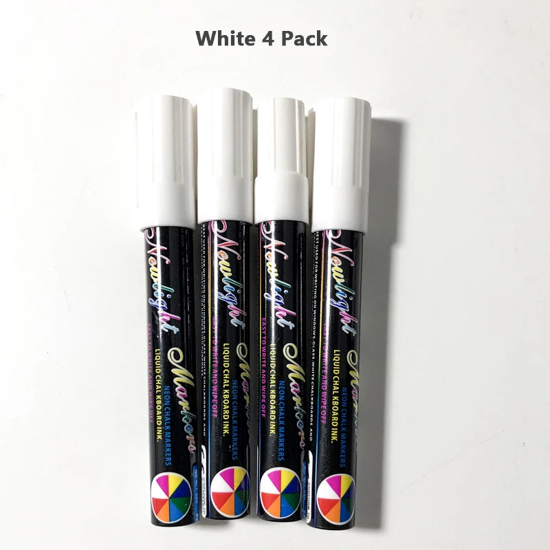 tableau noir suspendu décoration manuscrit coloré stylos l'eau chiffons humides cadre bois opaque