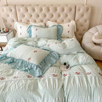 drap plat brodé rose clair classique plissé taies oreillers ensemble literie romantique