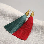 pompons colorés jaune vert rouge rose noirs anneau métallique décoration textile vêtement maison 8cm