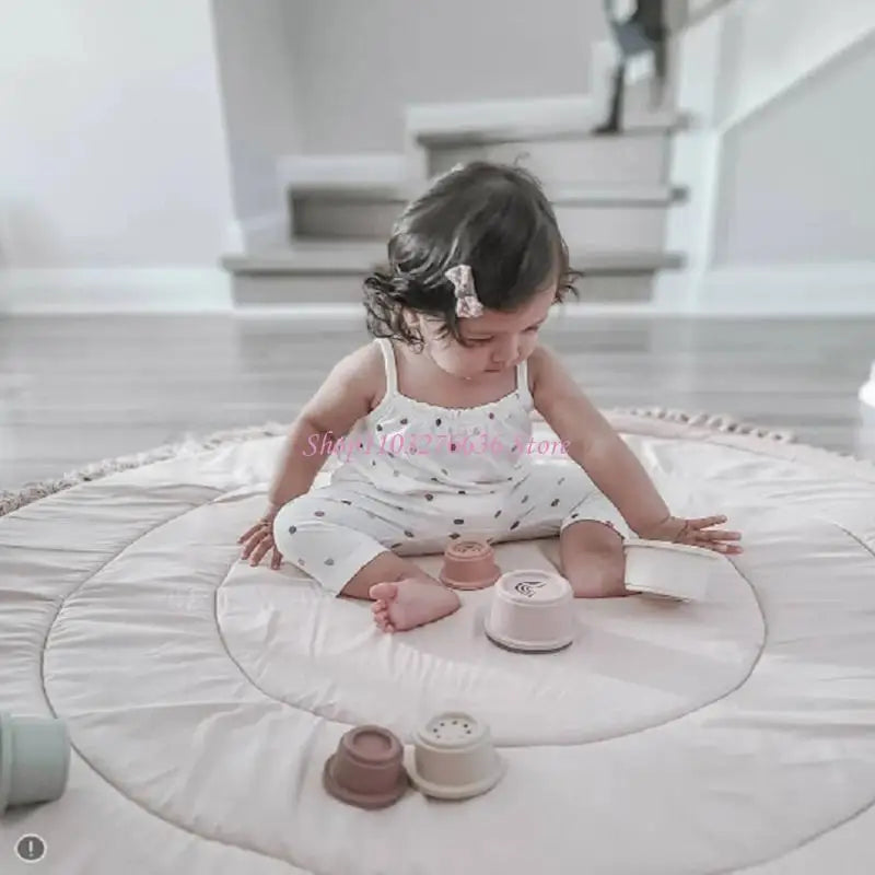 tapis jeu bébé beige points noirs franges moderne éducatif coton doux sol enfant activités