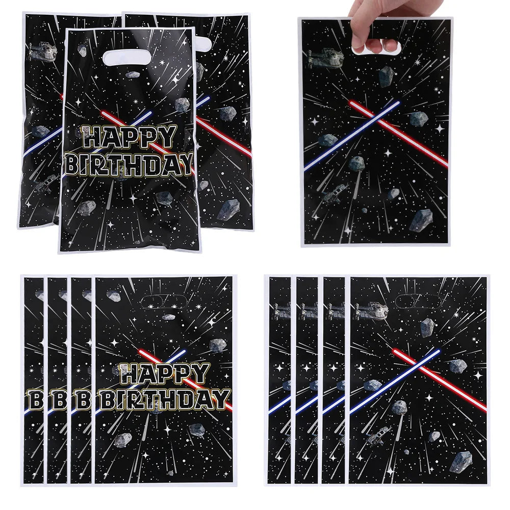 serviettes assiettes gobelets nappe star wars anniversaire espace vaisseaux spatiaux étoiles sabres laser jetables