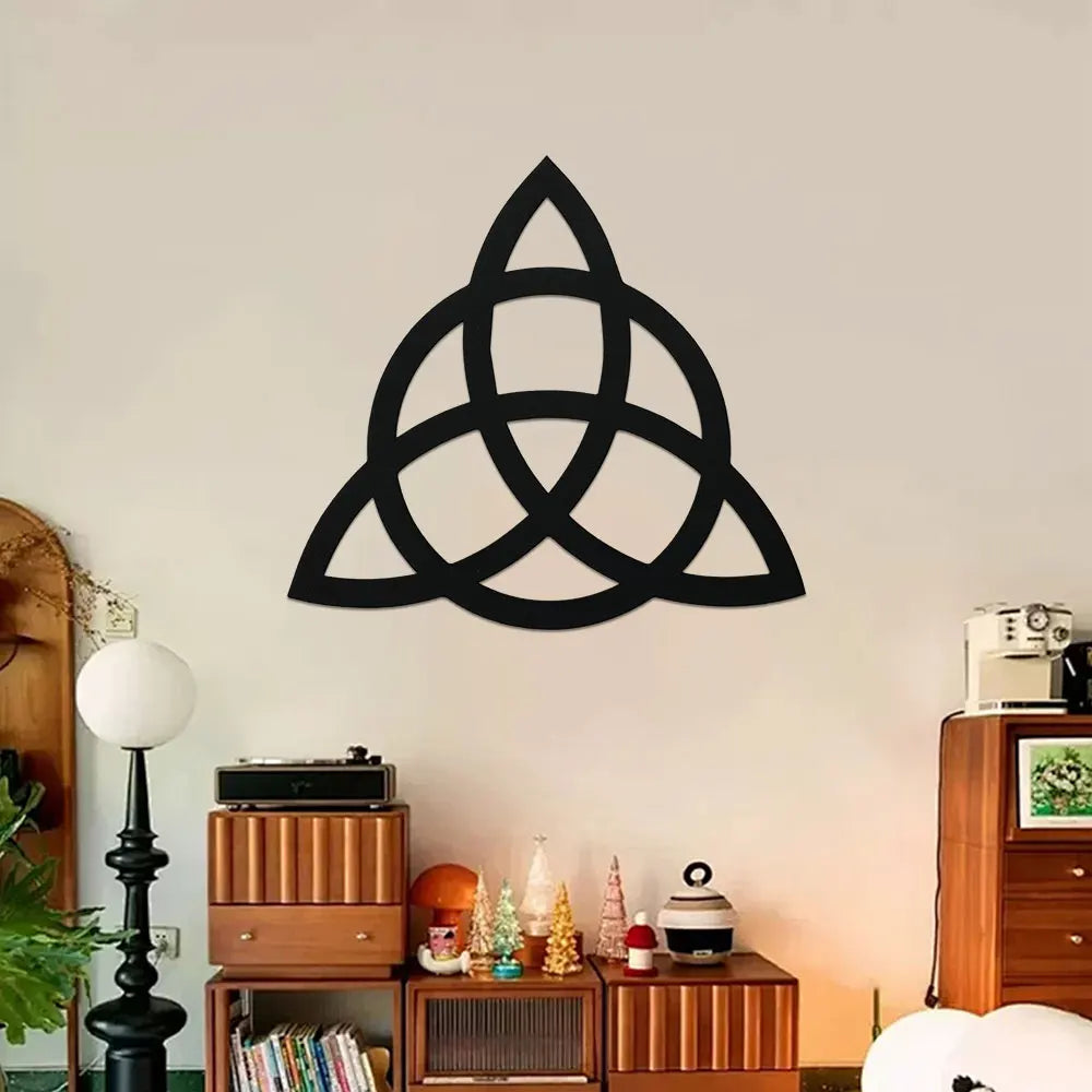 décoration murale symbole triquetra noir minimaliste adhésif métal maison salon