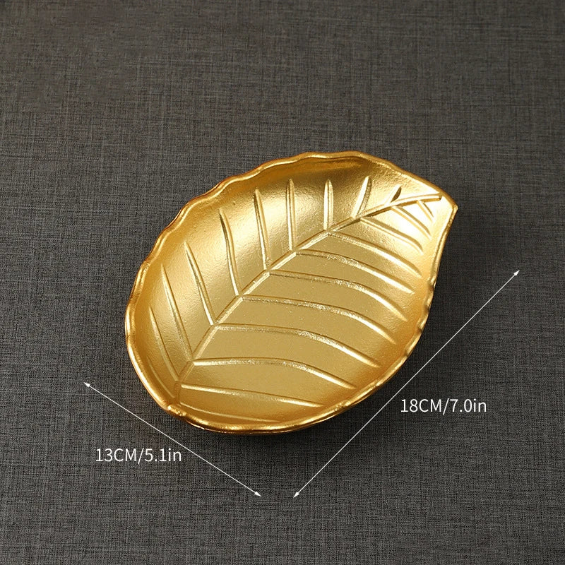 assiettes feuille dorées imprimées moderne collations rangement salon usage domestique polyvalentes variées styles.decorate salon