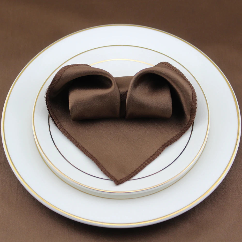 serviette table satin pliée forme coeur mariage décoration fête