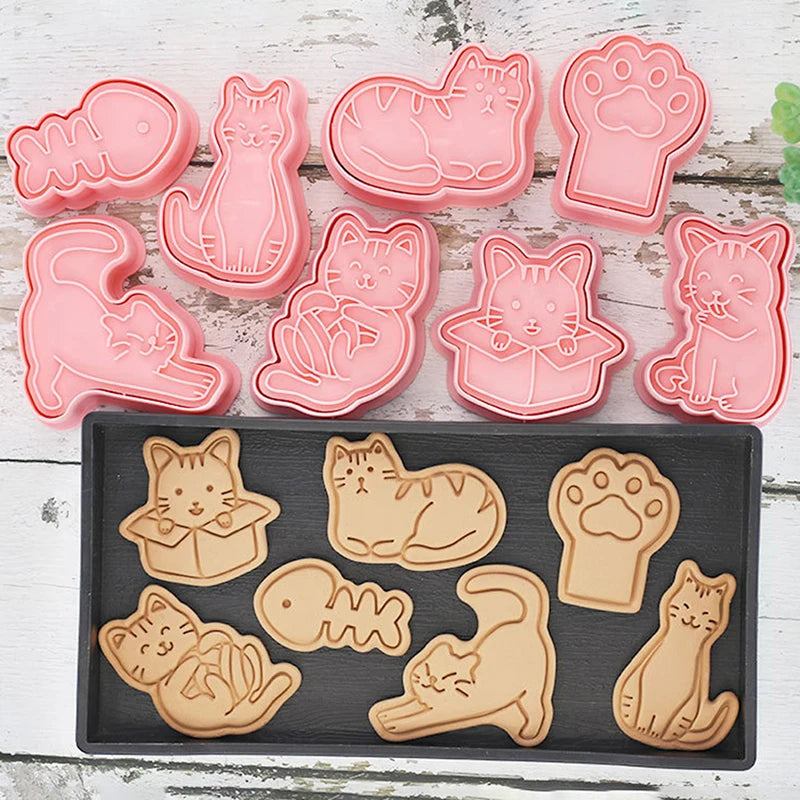 outils pâtisserie emporte pièces biscuits animaux dessin animé cartoon orange vert rose beige