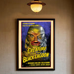 affiches vintage films horreur personnages illustrations noir blanc décor maison salon chambre