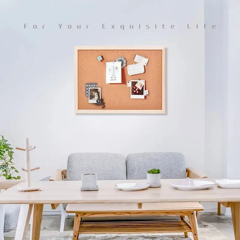 tableau liège bois clair beige suspension photos notes dessins minimaliste déco murale épingles messages