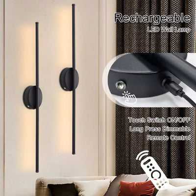 Applique murale LED sans fil noire dans une chambre à coucher moderne