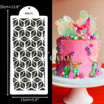 décoration gâteau blanc moderne lignes points semi transparent