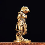 statue grenouille mi humaine dorée détails sculptés ancien animal compagnie décoration