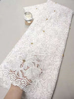 tissu dentelle polyester coton fleurs motifs floraux blanc rose clair noir vert dorées occasion