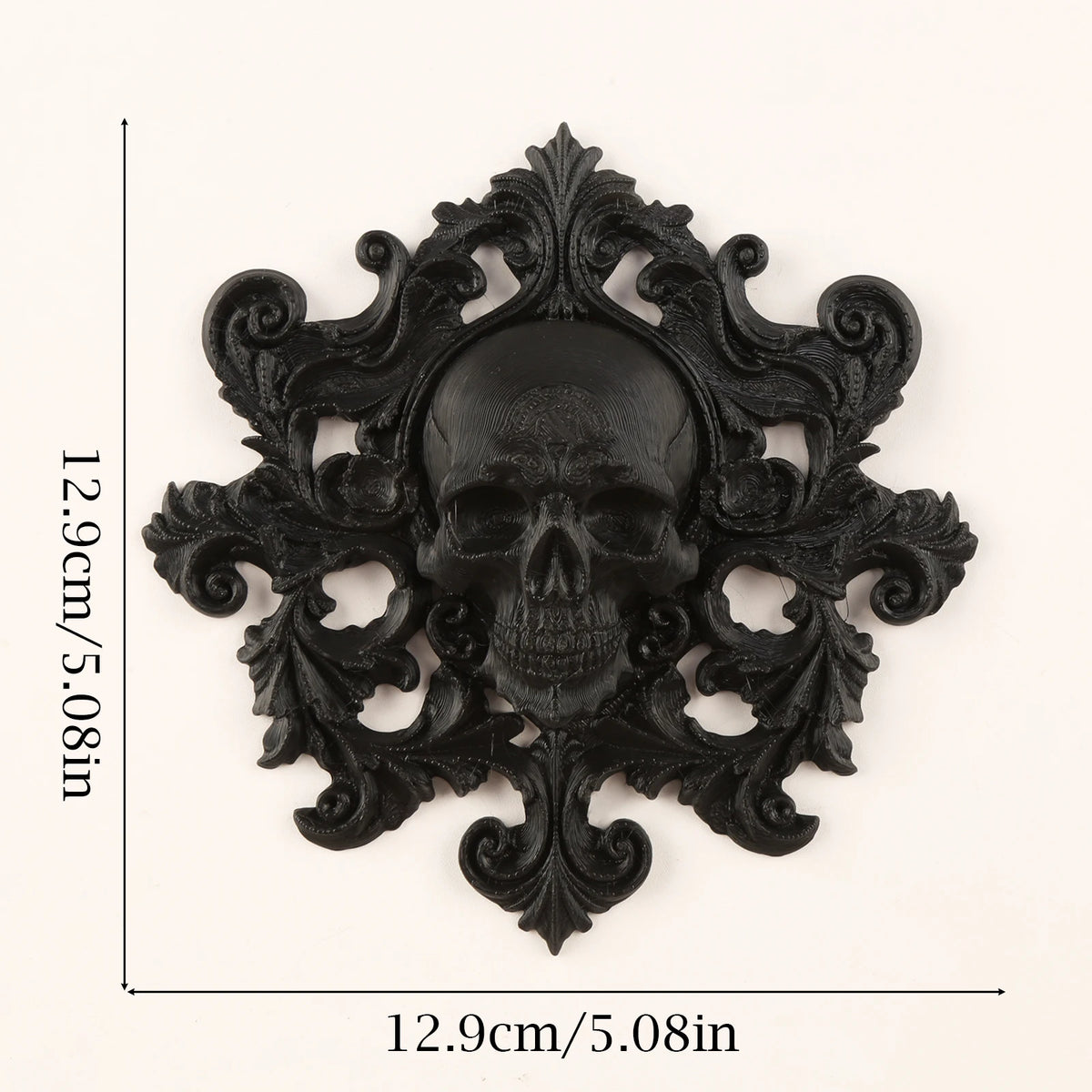 décoration murale noir crâne floral baroque ornements vintage gothique