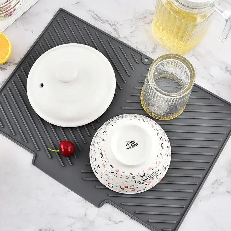 tapis silicone gris rayures diagonales moderne cuisine antidérapant respectueux environnement 37x26cm 42.5x33cm 50.5x42.5cm