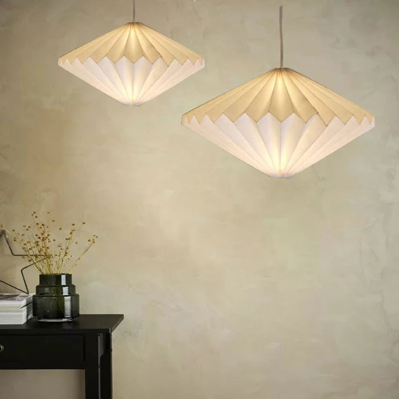 couvre lampe suspendu moderne blanc rayures horizontales fil inoxydable chambre salon decoration