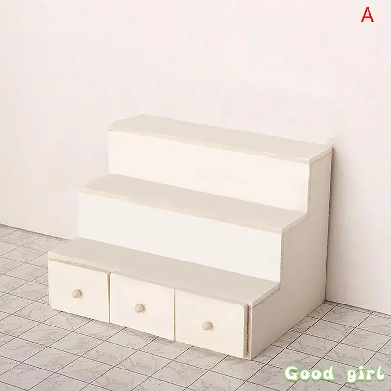 meuble decoratif miniature blanc crème tiroirs transparents objets fantaisie sci fi