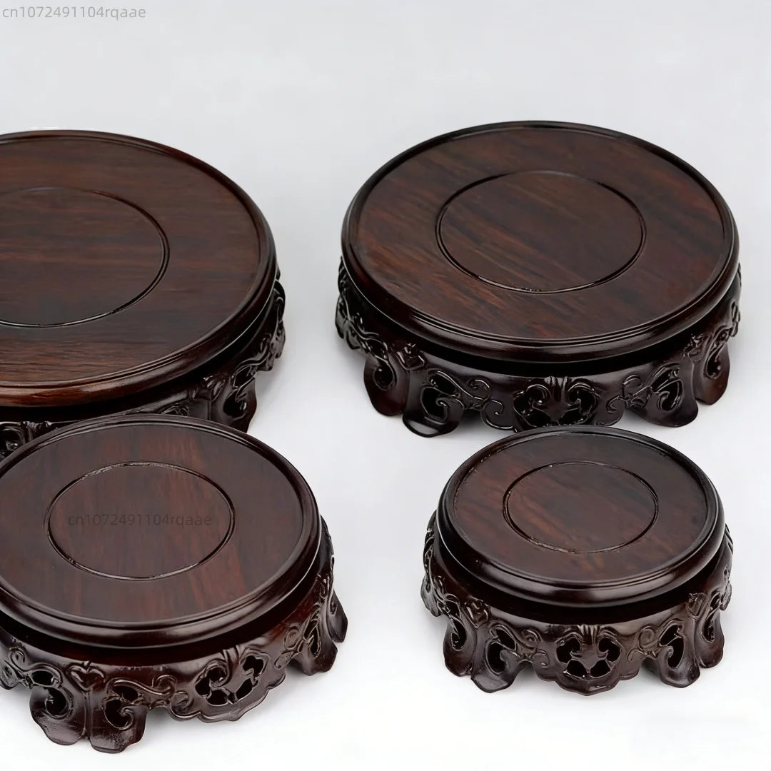 support bois ornements sculptés complexe artisanal marron foncé traditionnel décoration maison objet décoratif stand