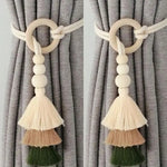 rubans fenêtre boho chic pompons gradation couleurs anneaux bois beige marronclair tissé