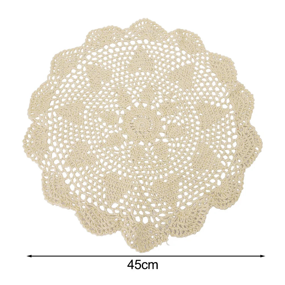 serviette table traditionnelle motif floral crochetée diamètre 35cm blanc