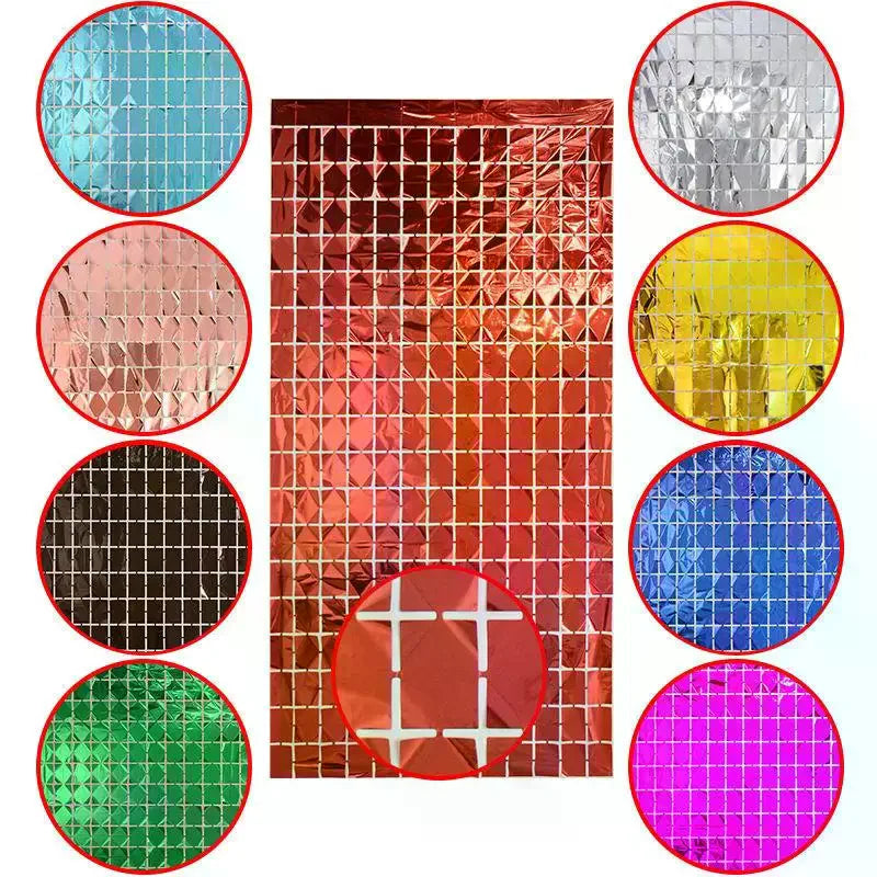 rideau miroir carreaux brillants rouge doré moderne opacité festif ballons guirlande gâteau bougies
