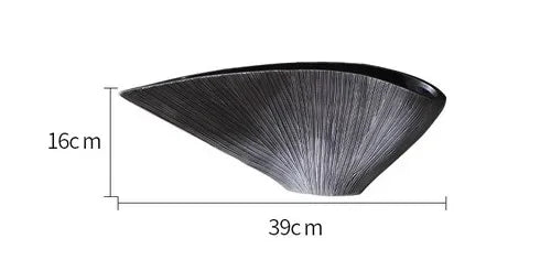 cache plat noir rayures fines moderne opacite vase table deco maison erotique echangisme erotique