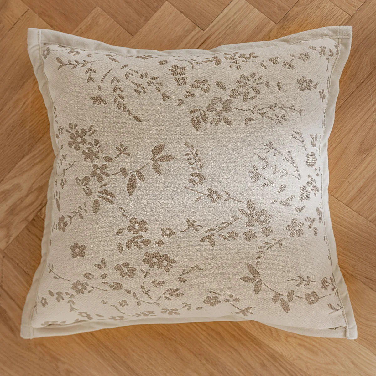 housse coussin carrée jacquard motif floral vert beige gris décoration salon chambre moderne chic