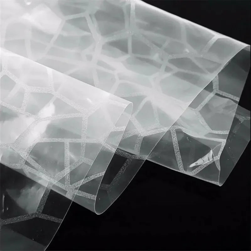 rideau douche transparent géométrique moderne pvc paillettes blanc argenté tringle noire anneaux crochets